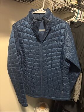 The North Face Men's Navy Quilted Insulated Puffer Jacket